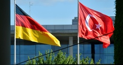 Berliner Politik erinnert an deutsch-türkisches Anwerbeabkommen vor 65 Jahren